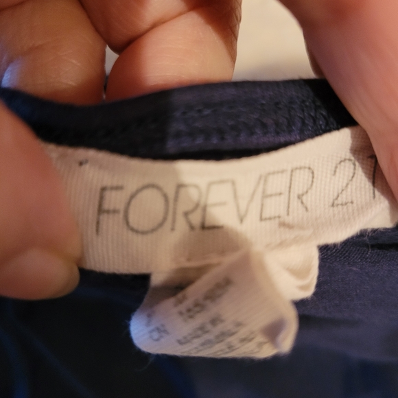 🌻 3/$15 Forever 21 blue tank top for women. Size medium - Picture 3 of 5